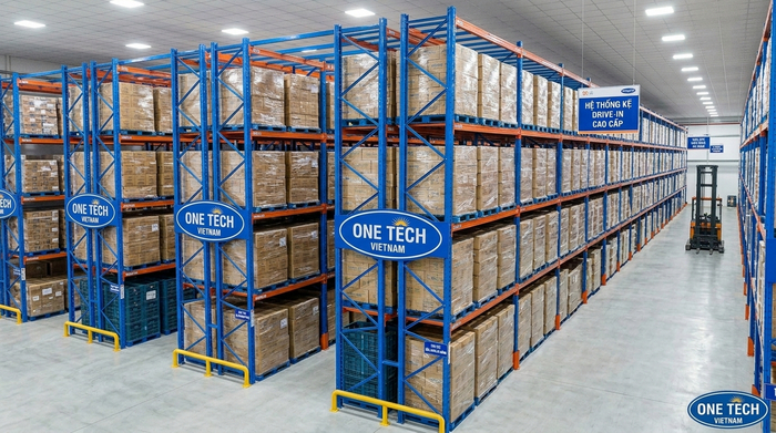 Kệ drive-in phù hợp lưu trữ pallet theo lô Kệ drive in lưu trữ pallet theo lô hàng đồng nhất